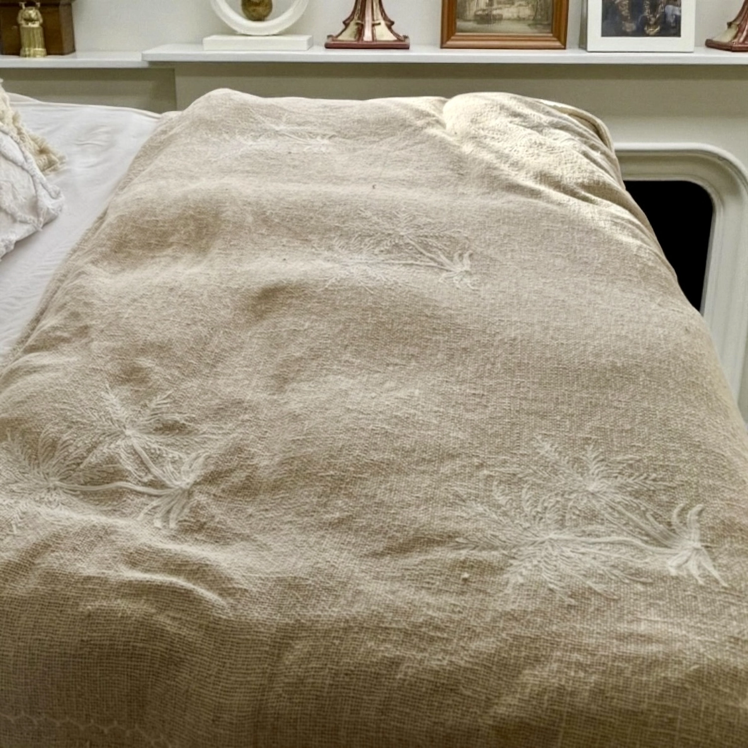 Bali Home - handgefertigte Accessoires - Textilien & Kissen