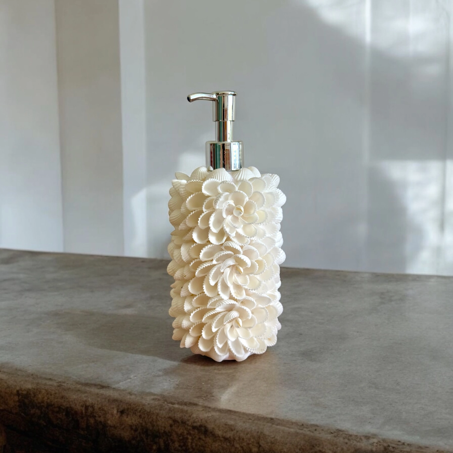 Bali Home - handgefertigte Accessoires - Badzimmer Seifenflaschendekoration