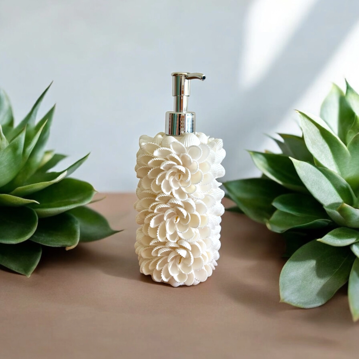 Bali Home - handgefertigte Accessoires - Badzimmer Seifenflaschendekoration