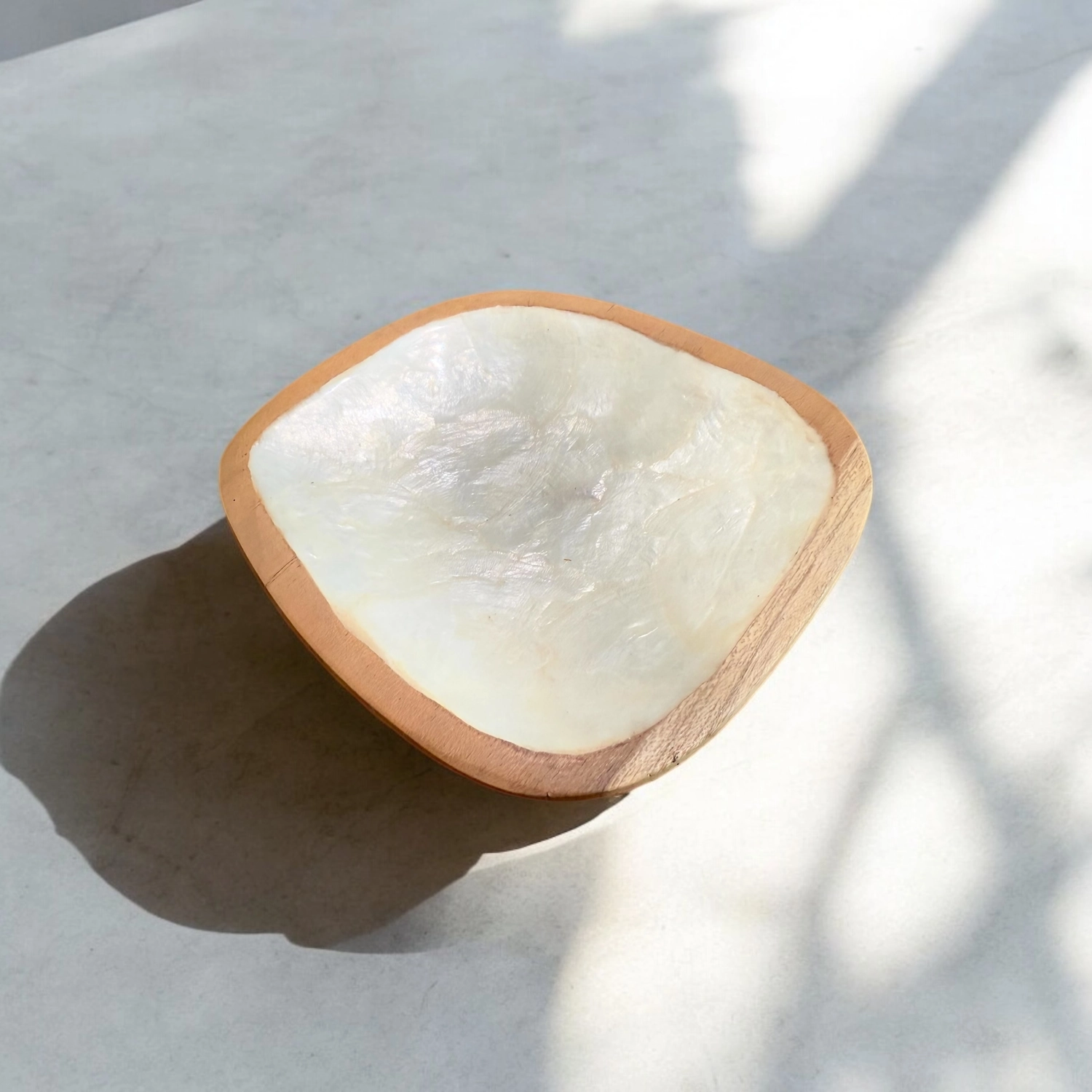 Bali Home - handgefertigte Accessoires - Dekoschale mit unregelmäßiger Form