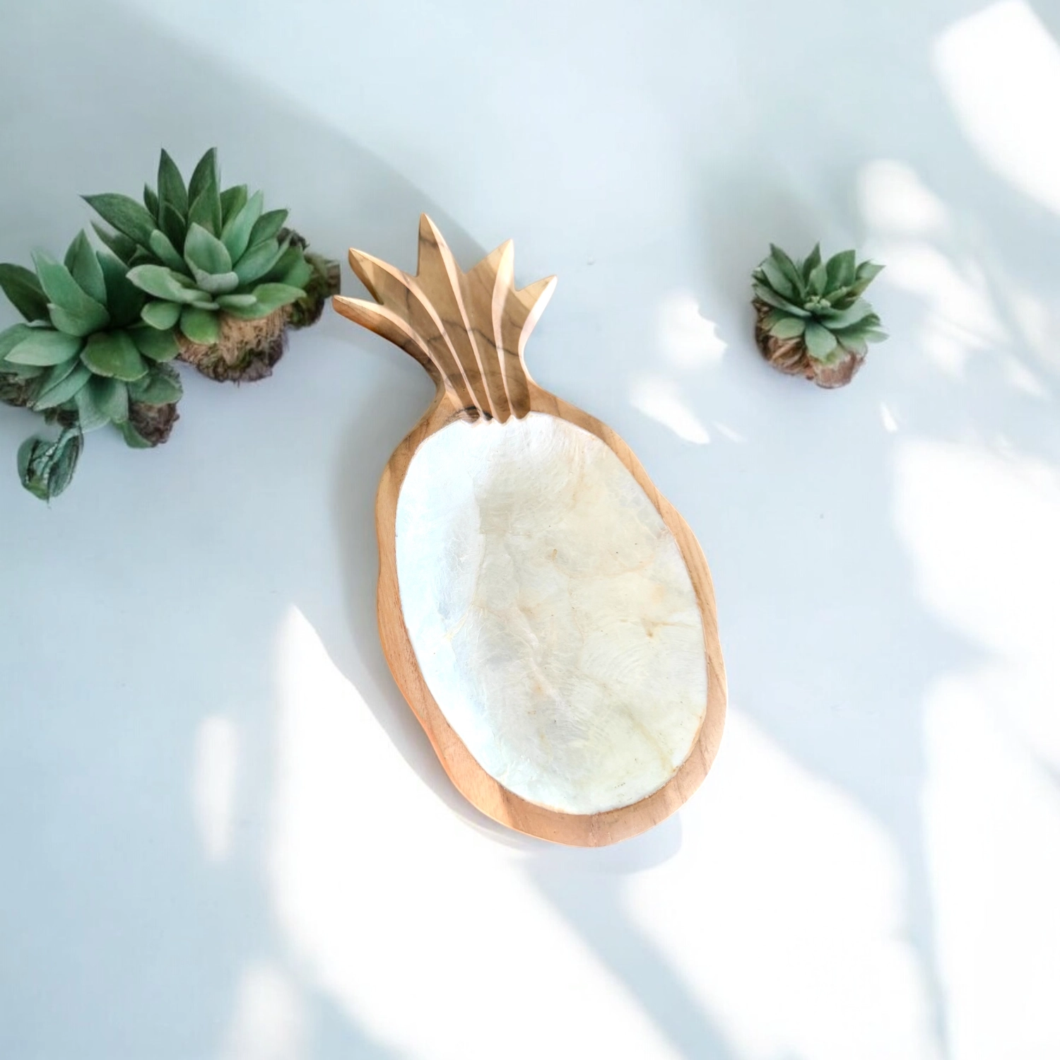 Bali Home - handgefertigte Accessoires - Ananasförmige Dekoschale