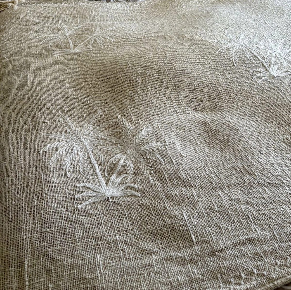 Bali Home - handgefertigte Accessoires - Textilien & Kissen